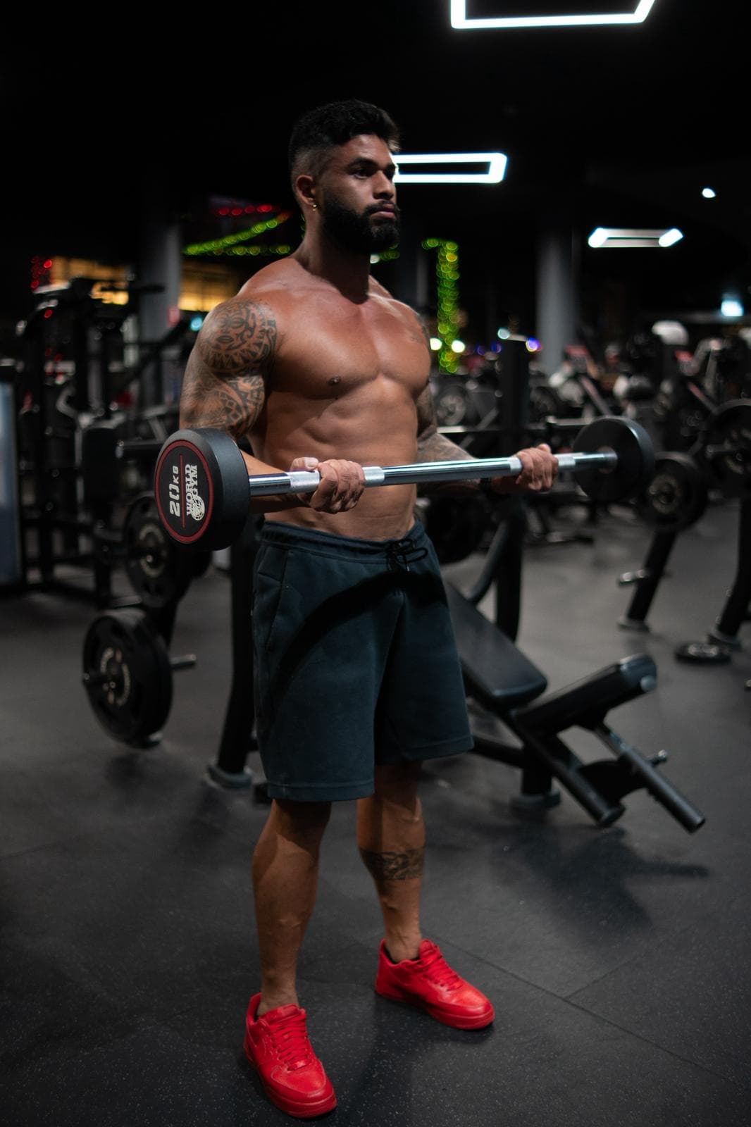 Ronan Costa training in the gym